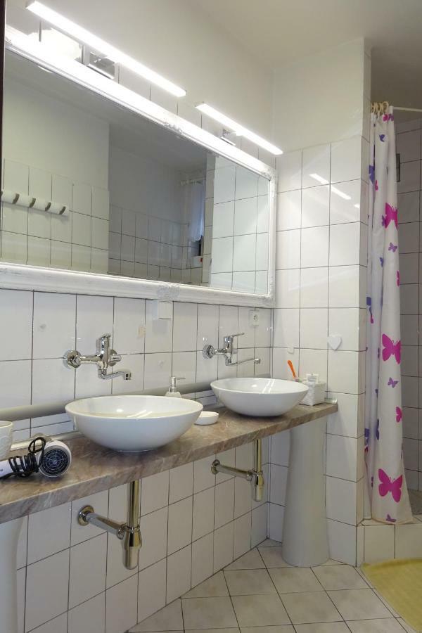Apartment Modus 2 *